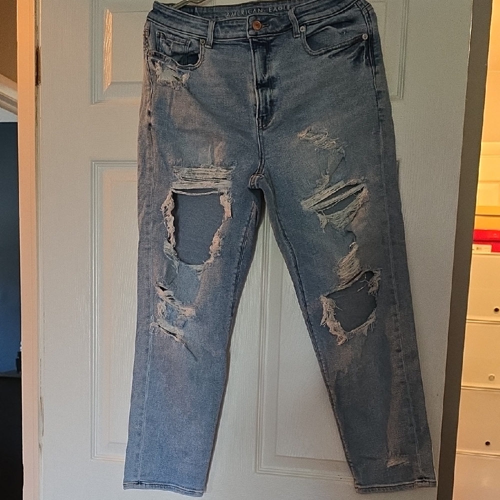 American Eagle Outfitters Blue Boyfriend Jeans Distressed
